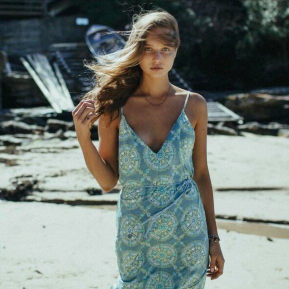 TIGERLILY Hungarian Aegean Turquoise Green Stretch Slip Midi Dress RRP$170 - Picture 3 of 11